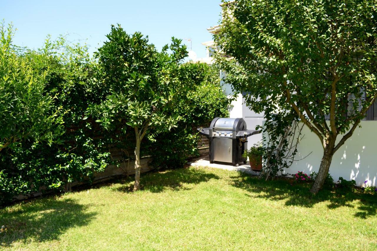 Zen Villa In Schinias Exteriör bild